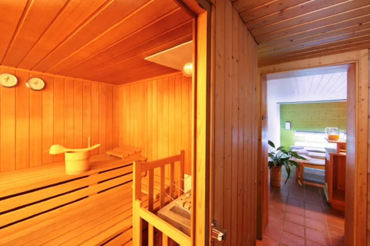 Pension Bergheil Kaprun Exterior photo