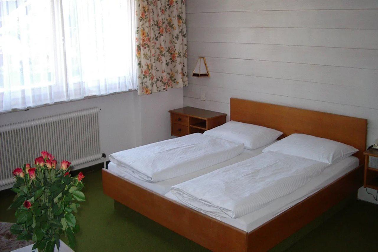 Pension Bergheil Kaprun Exterior photo
